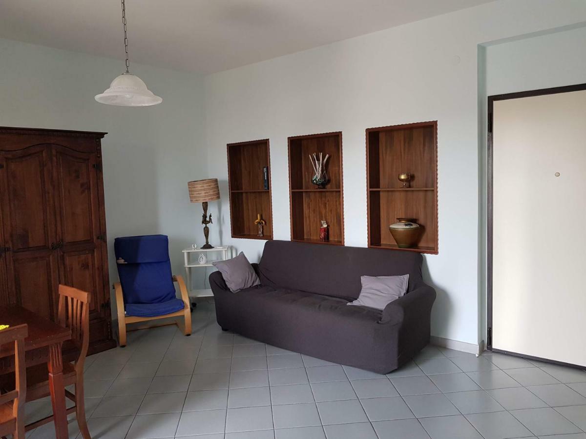Il Tuppo - Al Centro In Cima Apartment Месина Екстериор снимка