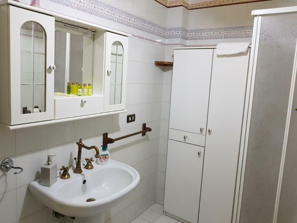Il Tuppo - Al Centro In Cima Apartment Месина Екстериор снимка
